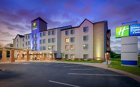 Holiday Inn Express Coon Rapids Mn